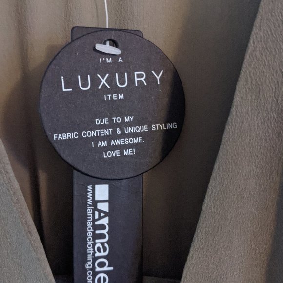 NWT LA Made Maya Silk Short Sleeve V Neck Dress Dusty Olive Size Medium - Picture 9 of 14